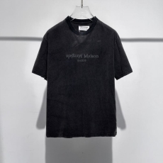 Unclassified Brand T-Shirts